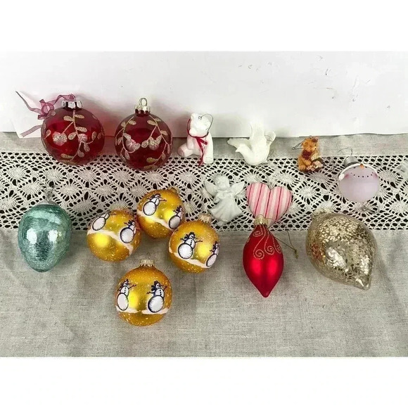 Lot of 14 VTG Christmas Ornaments Hearts Ceramic Glass Snowman Cracked Glitter - Picture 1 of 13